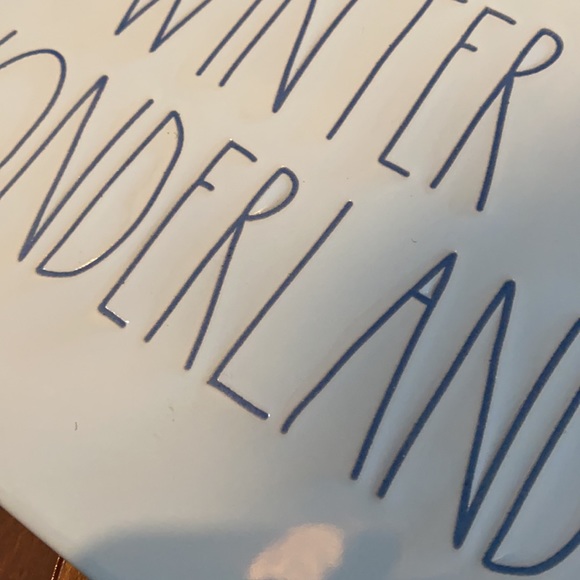 NWOT Rae Dunn ceramic winter wonderland sign - Picture 2 of 3